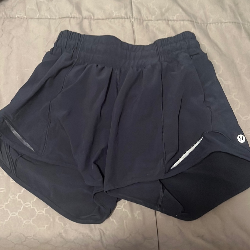 Womens navy blue size 0 tall lululemon shorts